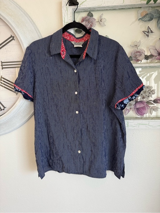 Tops - Women’s Navy Short-Sleeve Button-Down Shirt with Red Contrast Trim